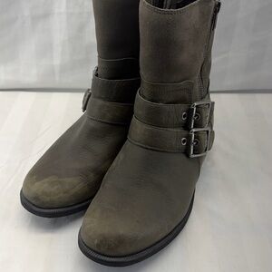 UGG Women's Combat Boots in Olive